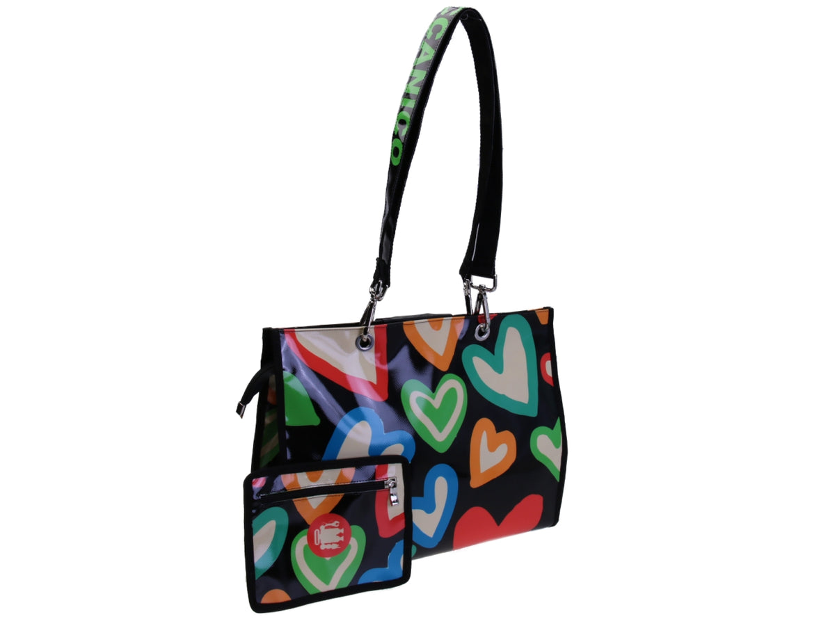 SHOPPER BAG NERA &quot;CUORI&quot;. MODELLO PEPE IN TELONE CAMION.