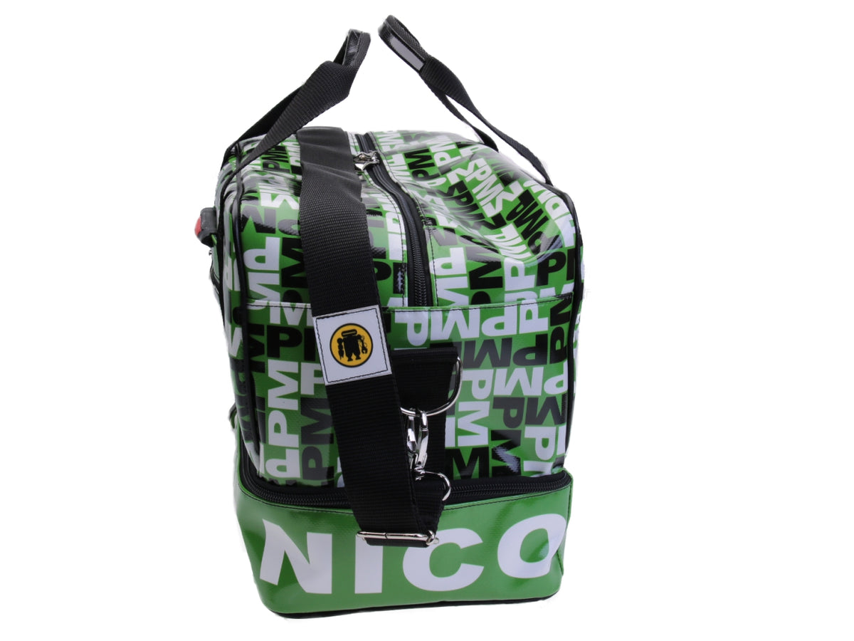 GREEN HAND LUGGAGE BAG WITH LETTERING FANTASY 40 X 20 X 25 CM. MODEL FLYME MADE OF LORRY TARPAULIN. - Paul Meccanico