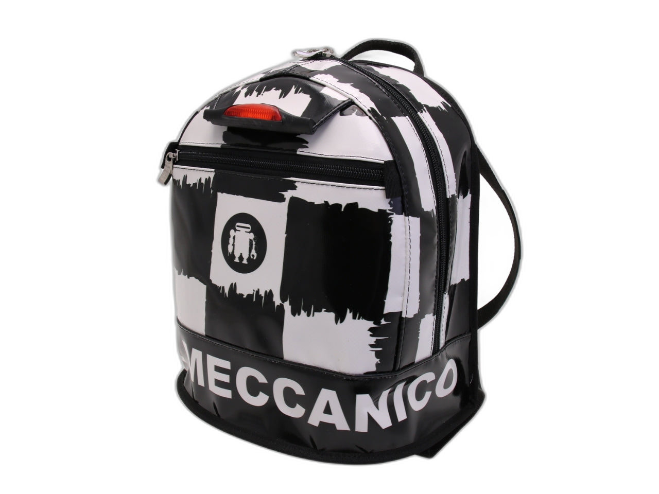 ...ZAINO IN BIANCO E NERO CON FANTASIA A SCACCHI. MODELLO SUPERINO REALIZZATO CON TELONI DI CAMION.