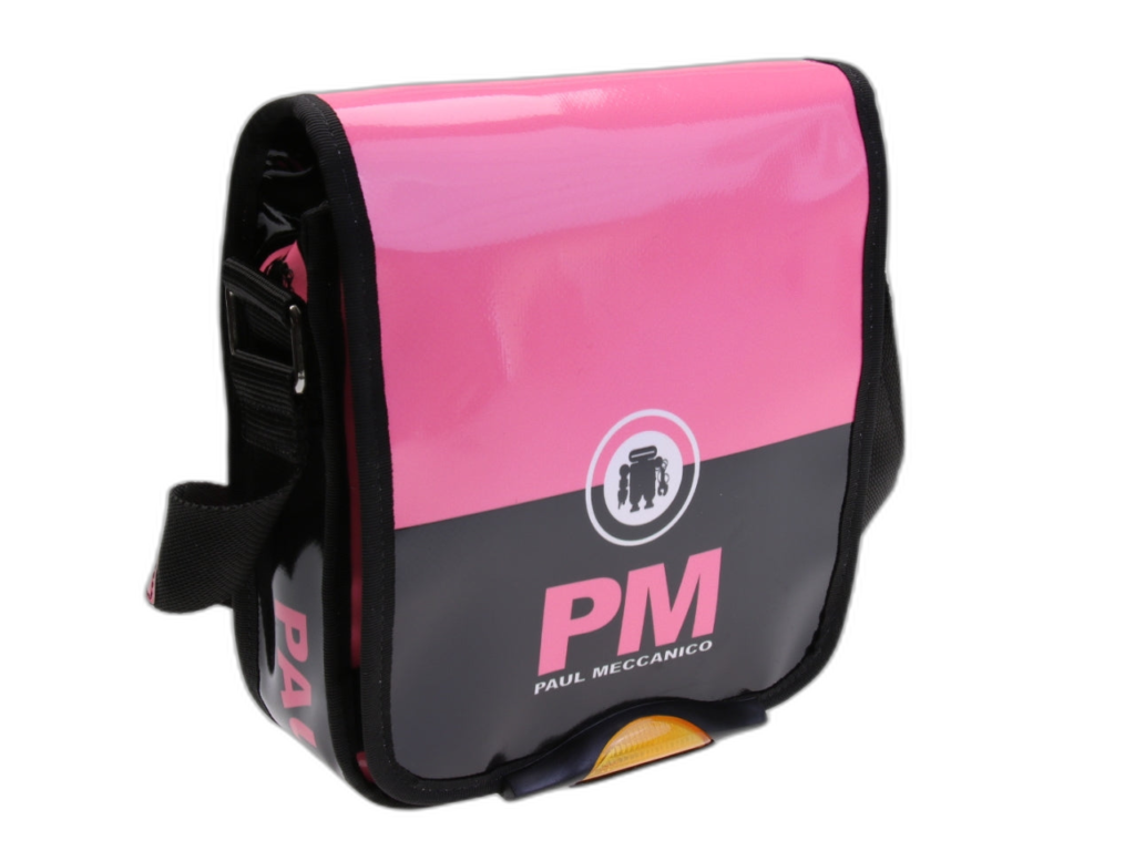 ...BORSA CROSSBODY NEI COLORI ROSA E NERO. MODELLO MIPOK REALIZZATO IN TELONE DA CAMION.