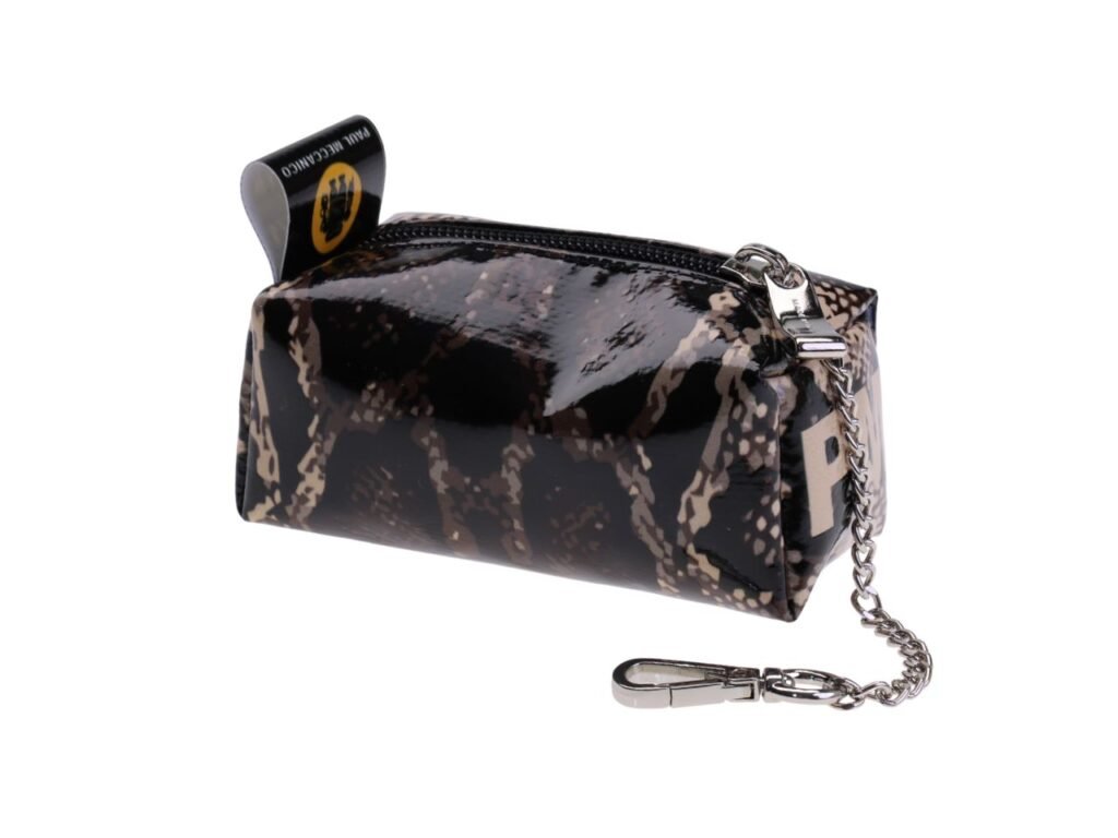 ...PORTACHIAVI A FORMA DI ASTUCCIO CON FANTASIA ANIMALIER.
