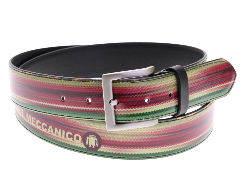 .CINTURA DA UOMO VIOLA, VERDE E BEIGE CON FANTASIA TIE DYE REALIZZATA CON TELONI DI CAMION.