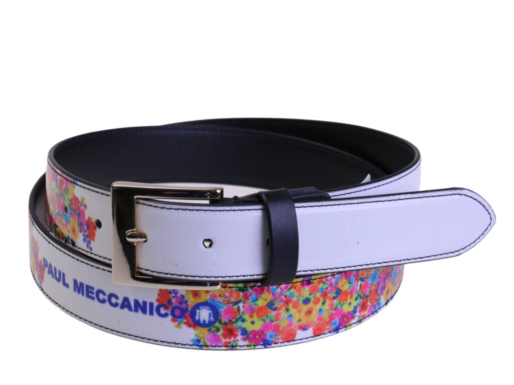 .CINTURA DA DONNA BIANCA CON FANTASIA FLOREALE REALIZZATA CON TELONI DI CAMION.