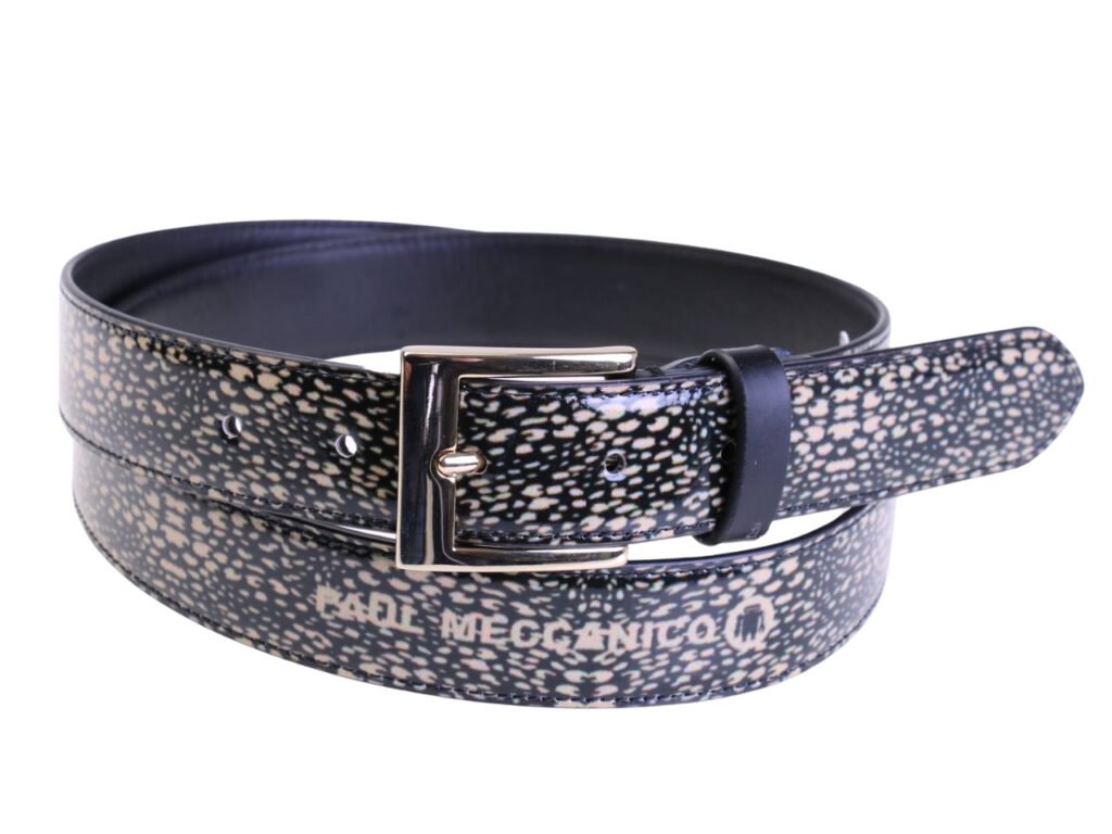 .CINTURA DA DONNA BEIGE E NERA CON FANTASIA ANIMALIER REALIZZATA CON TELONI DI CAMION.